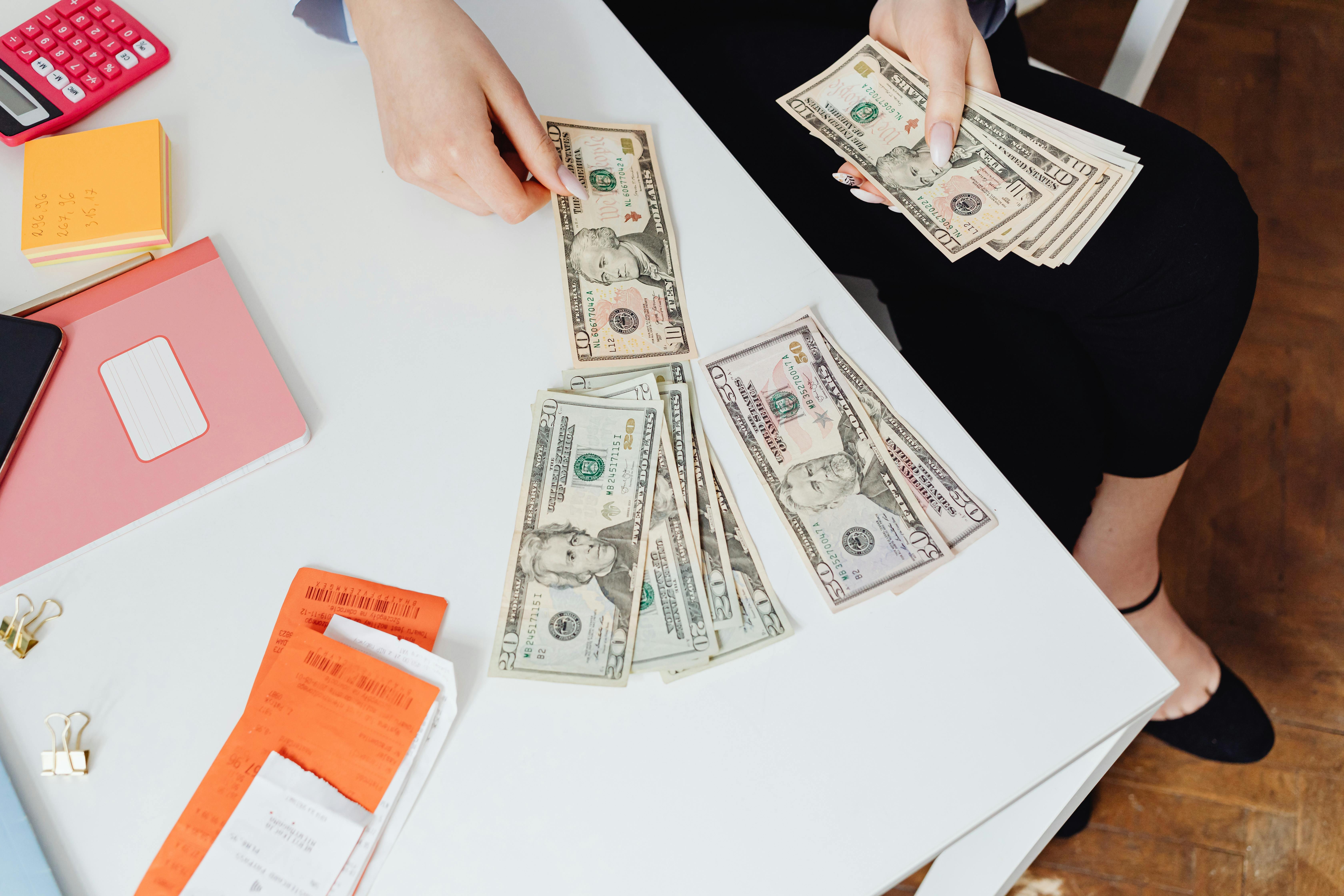 Currency Exchange Brisbane – Save More on Rates